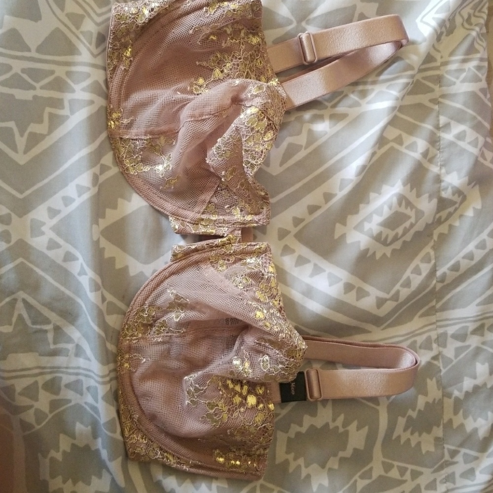 Victoria Secret bra